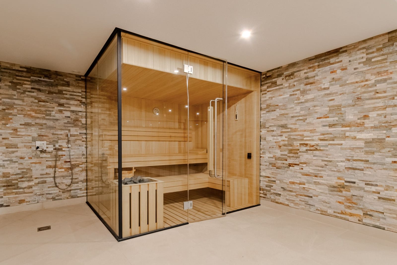 Chalet de 7 habitaciones en Sotogrande en venta con garaje - 12.995.000 € (Ref: 9455914)