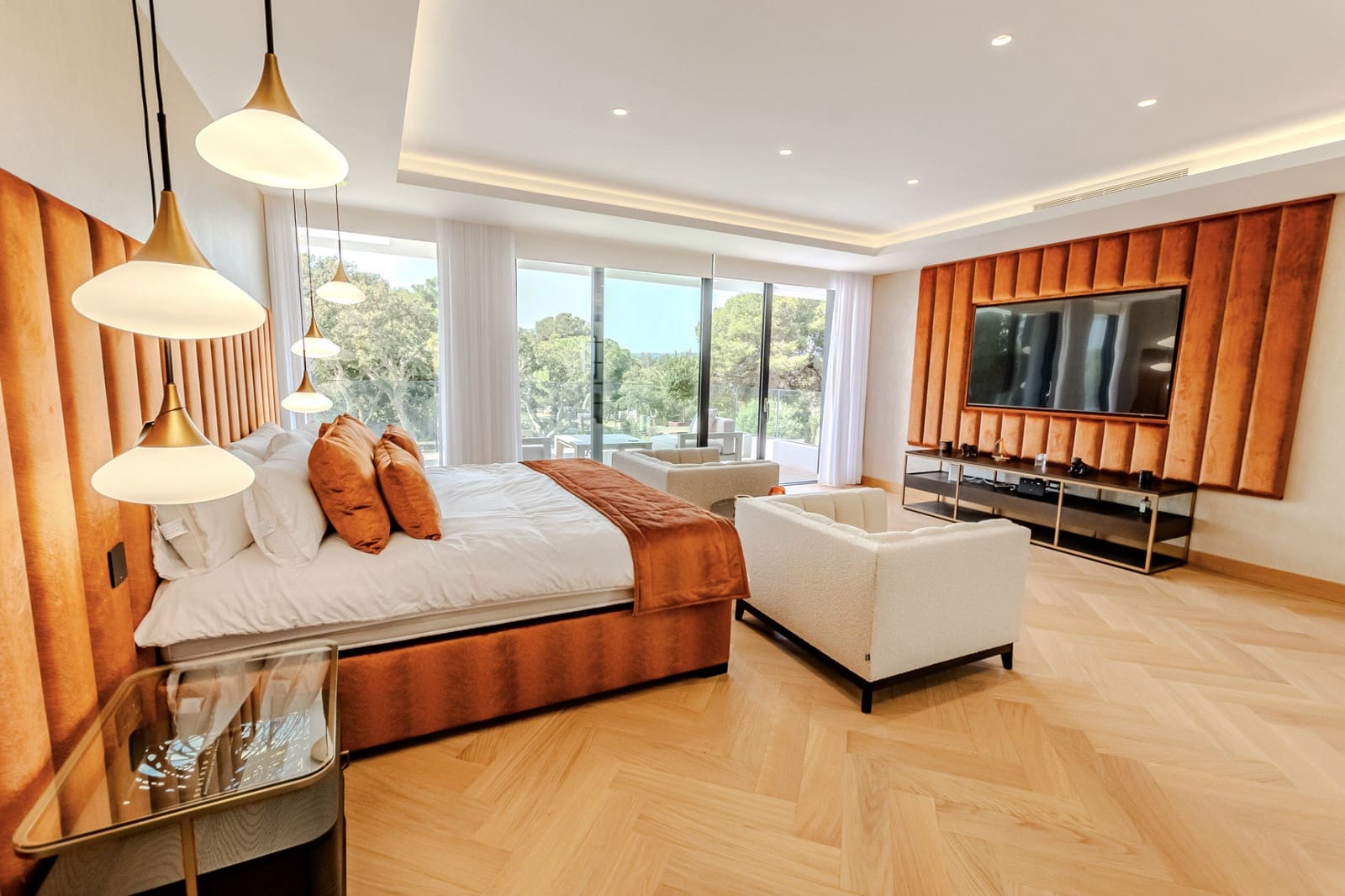 Chalet de 7 habitaciones en Sotogrande en venta con garaje - 12.995.000 € (Ref: 9455914)