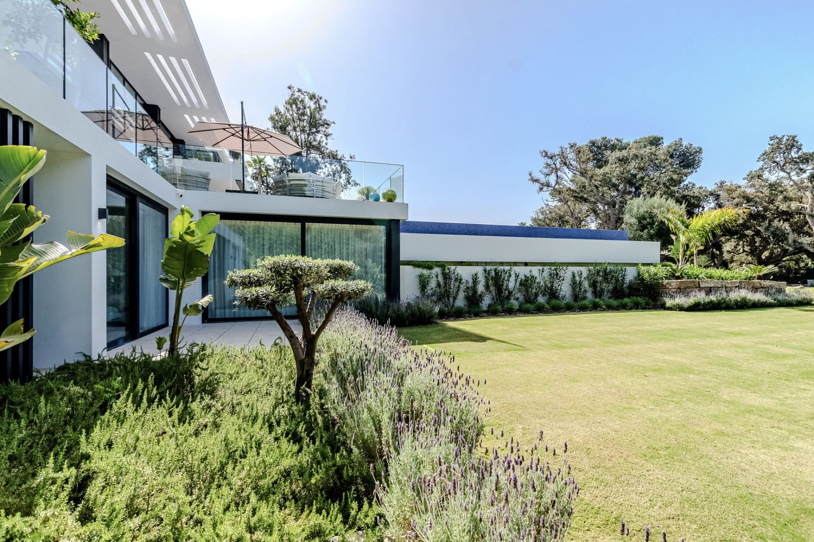 Chalet de 7 habitaciones en Sotogrande en venta con garaje - 12.995.000 € (Ref: 9455914)