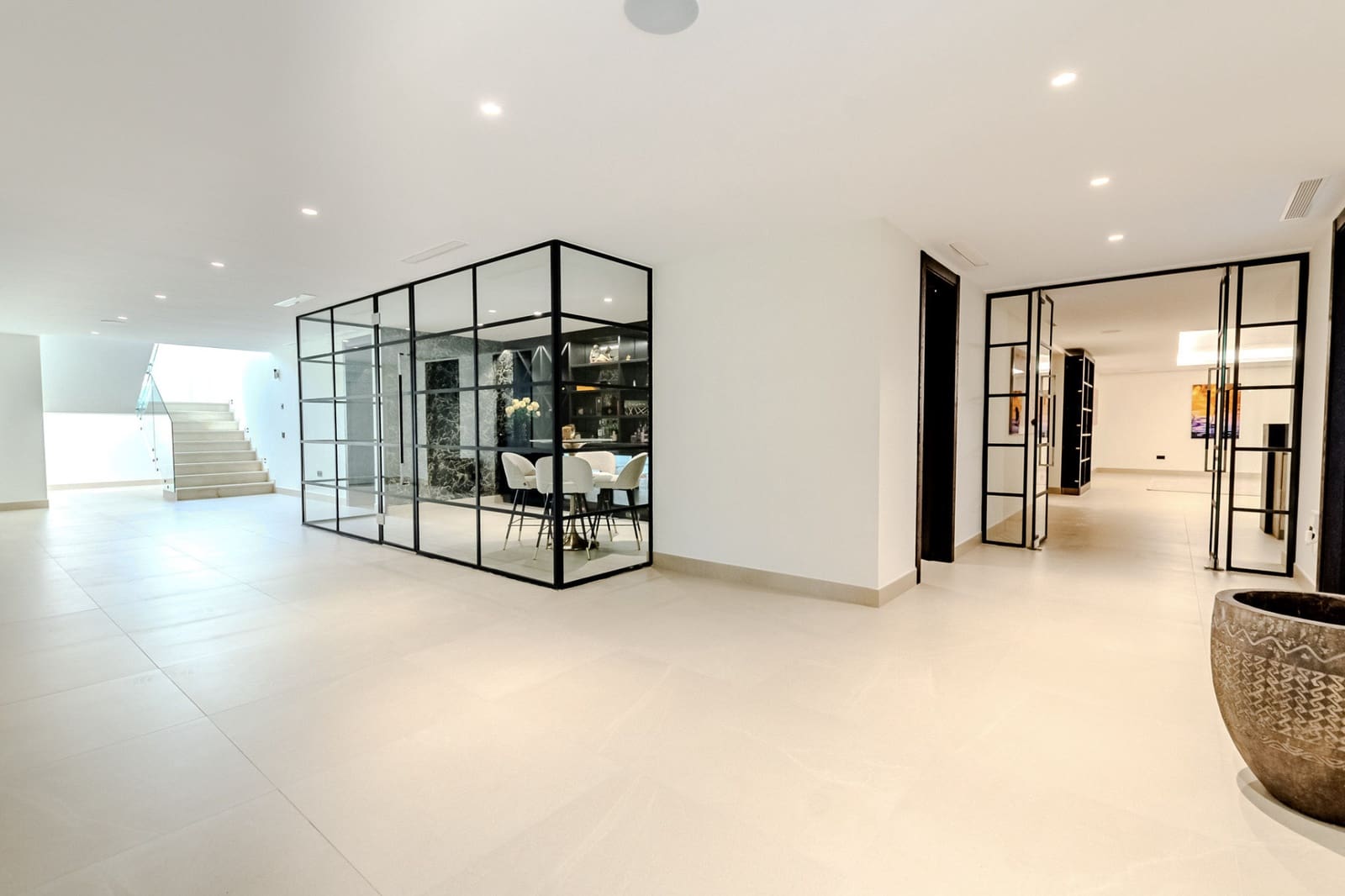 7 bedroom Villa for sale in Sotogrande with garage - € 12,995,000 (Ref: 9455914)