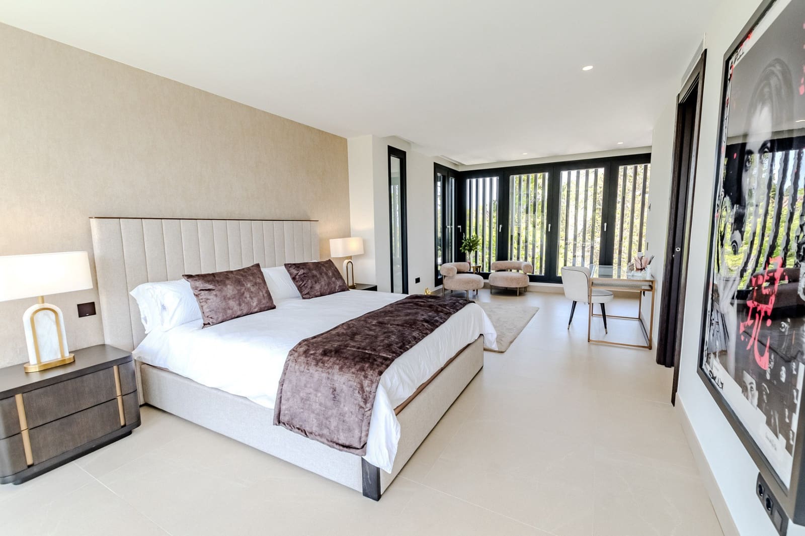 7 bedroom Villa for sale in Sotogrande with garage - € 12,995,000 (Ref: 9455914)
