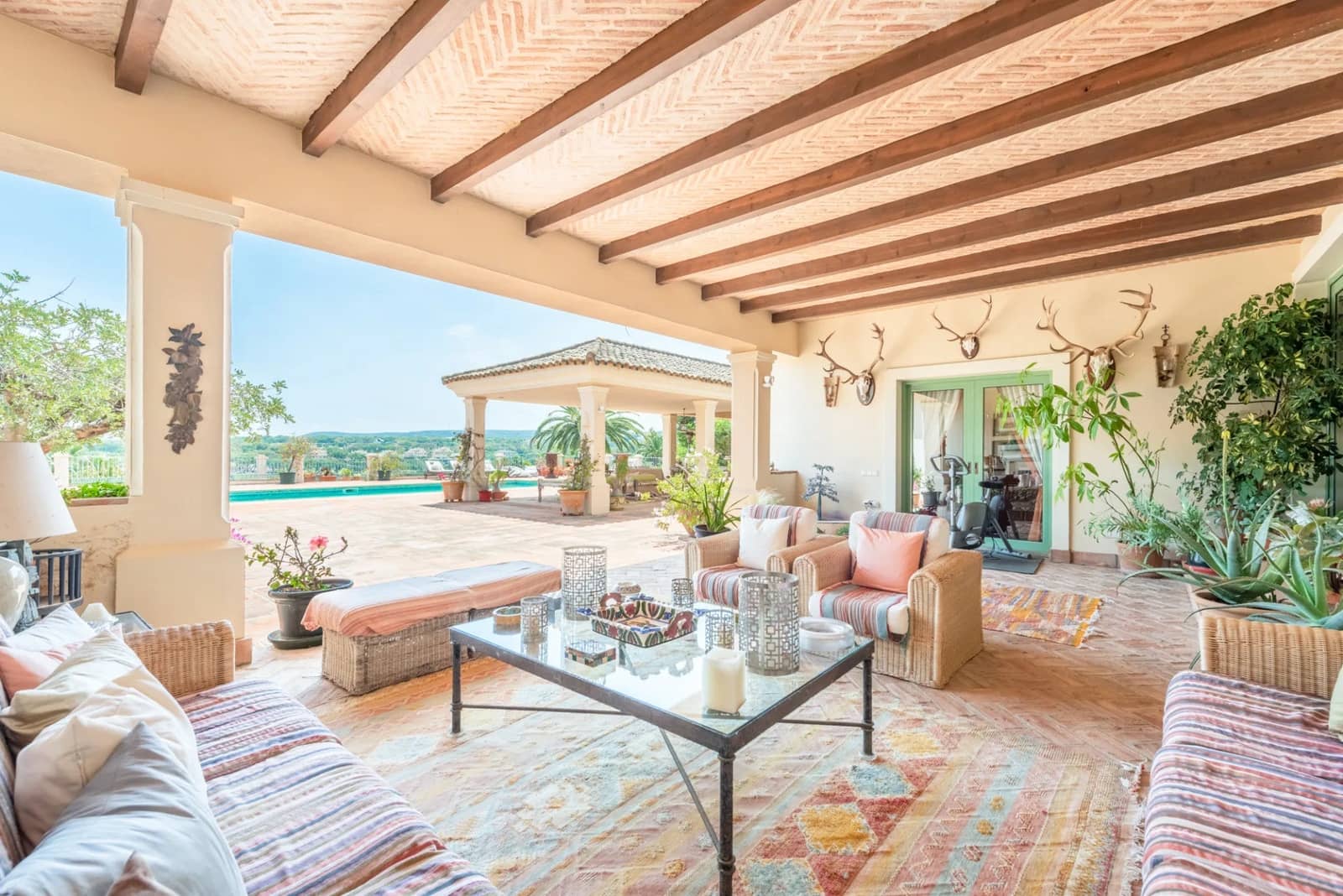 9 soverom Villa til salgs i Sotogrande med svømmebasseng garasje - € 3 600 000 (Ref: 9503888)