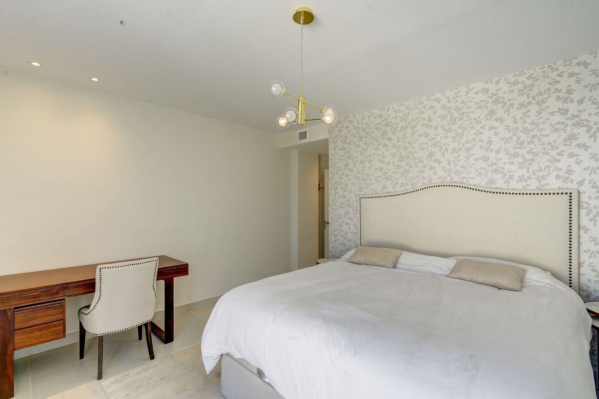 3 bedroom Apartment for sale in Sotogrande with pool - € 850,000 (Ref: 9503889)