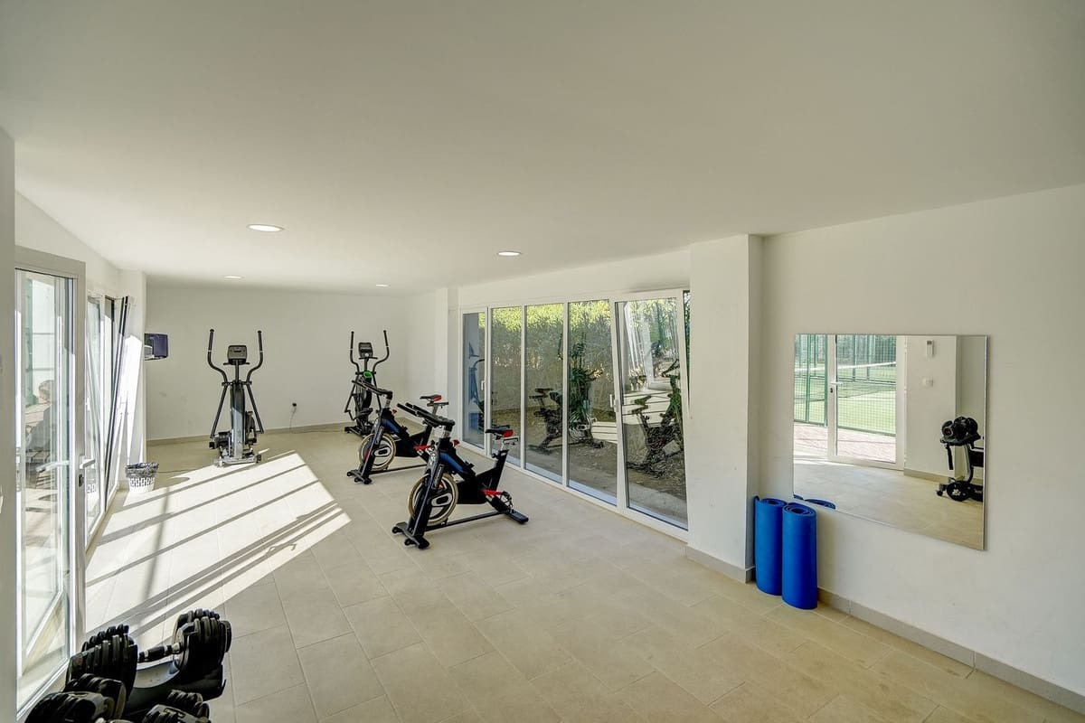 3 bedroom Apartment for sale in Sotogrande with pool - € 850,000 (Ref: 9503889)