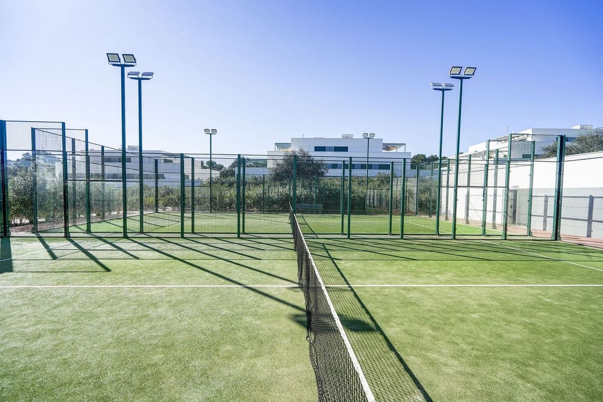 3 bedroom Apartment for sale in Sotogrande with pool - € 850,000 (Ref: 9503889)