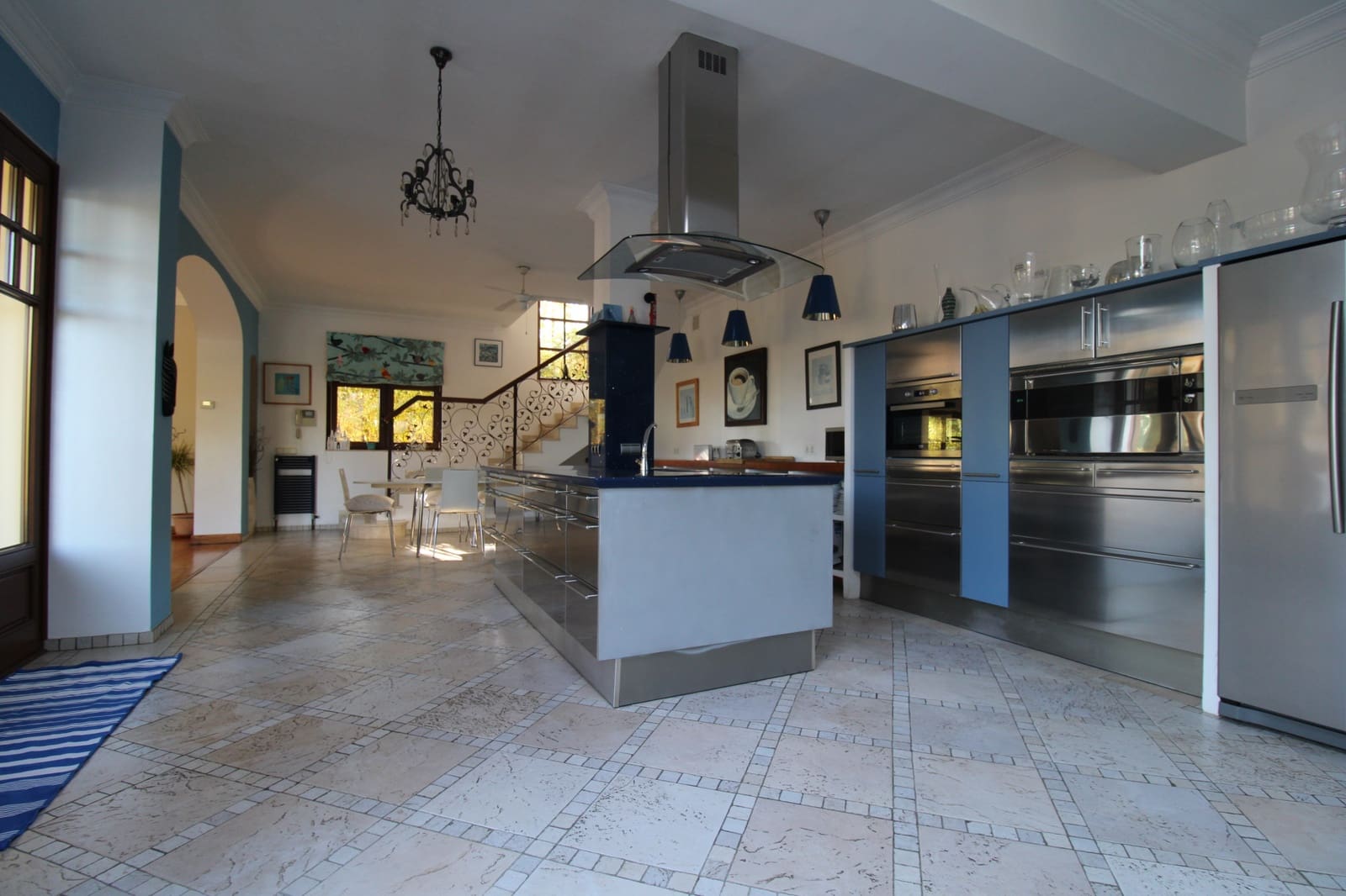 5 bedroom Villa for sale in Sotogrande with pool garage - € 2,250,000 (Ref: 9508430)