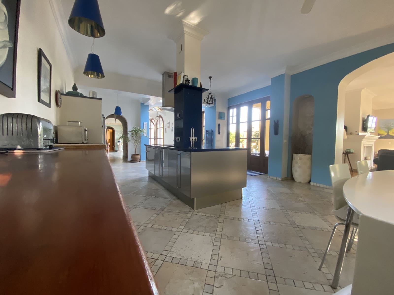 5 bedroom Villa for sale in Sotogrande with pool garage - € 2,250,000 (Ref: 9508430)