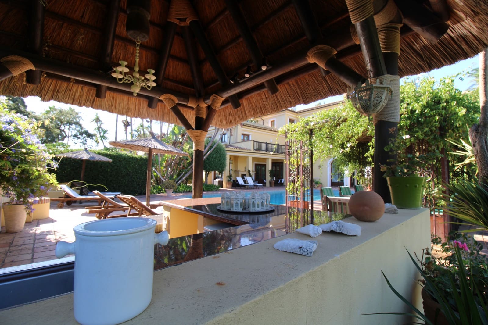 5 bedroom Villa for sale in Sotogrande with pool garage - € 2,250,000 (Ref: 9508430)