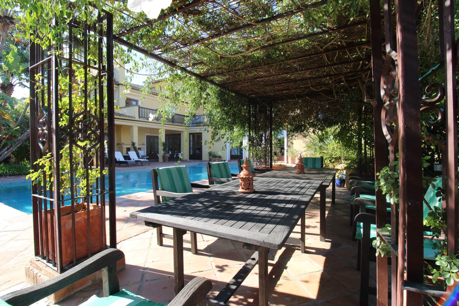 5 bedroom Villa for sale in Sotogrande with pool garage - € 2,250,000 (Ref: 9508430)