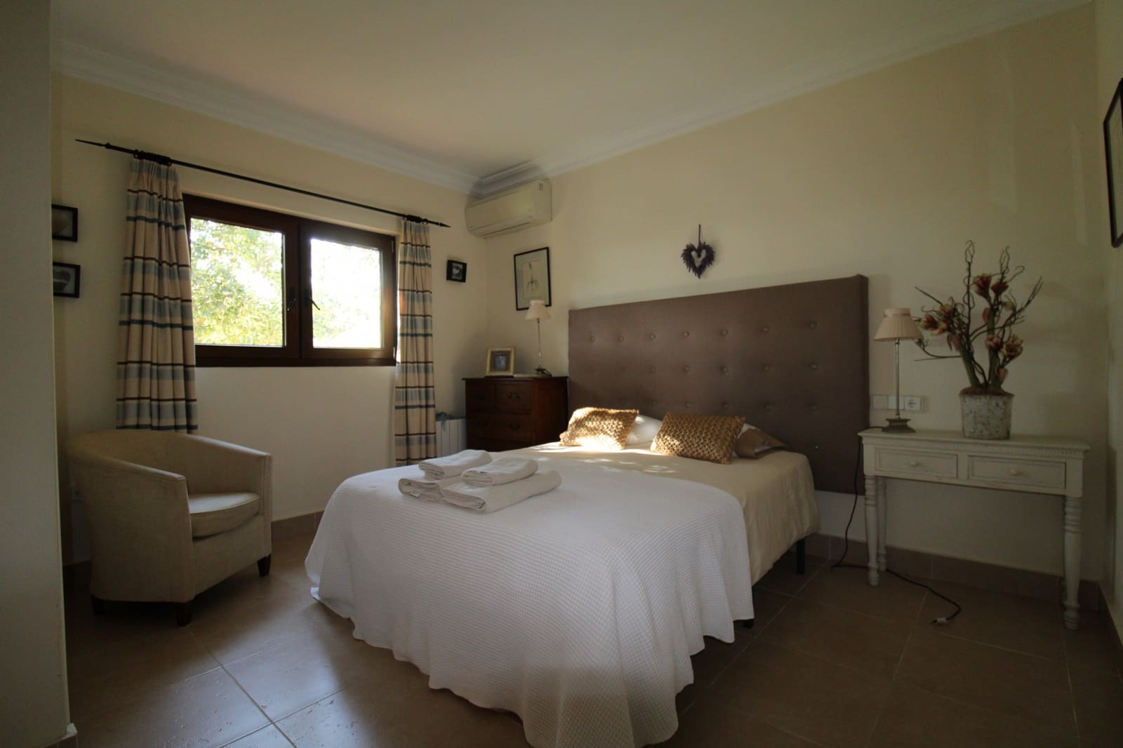 5 bedroom Villa for sale in Sotogrande with pool garage - € 2,250,000 (Ref: 9508430)