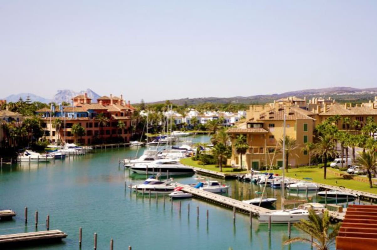 3 bedroom Townhouse for sale in Sotogrande - € 495,000 (Ref: 9564390)