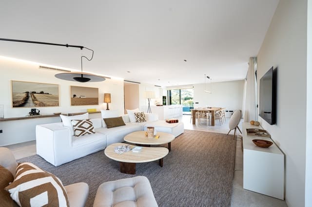 4 makuuhuone Kattohuoneisto myytävänä paikassa Puerto de Sotogrande - La Marina, San Roque mukana uima-altaan 
autotalli - 2 950 000 € (Ref: 9633924)