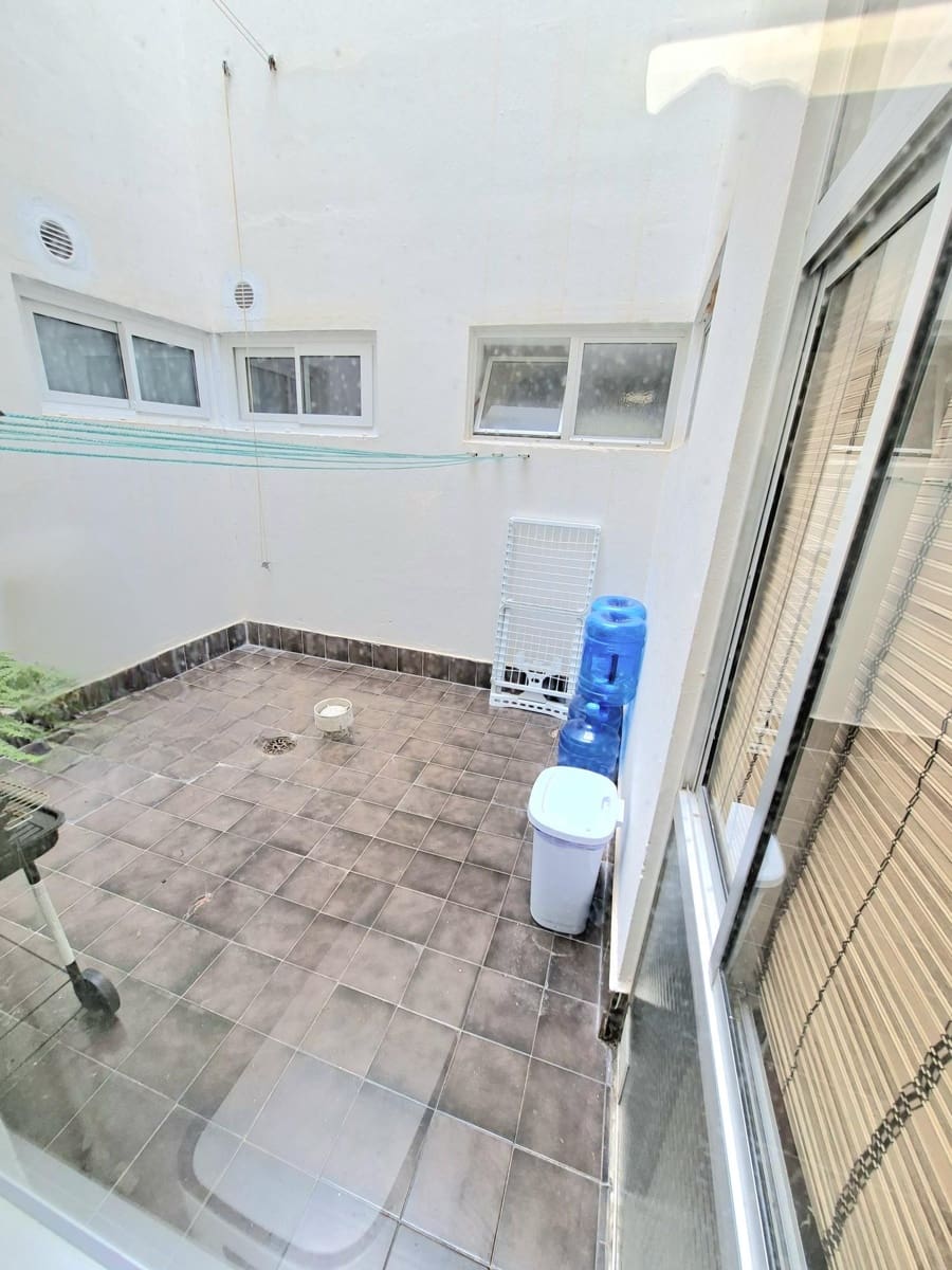2 soveværelse Lejlighed til leje i Sotogrande med garage - € 2.300 (Ref: 9633925)