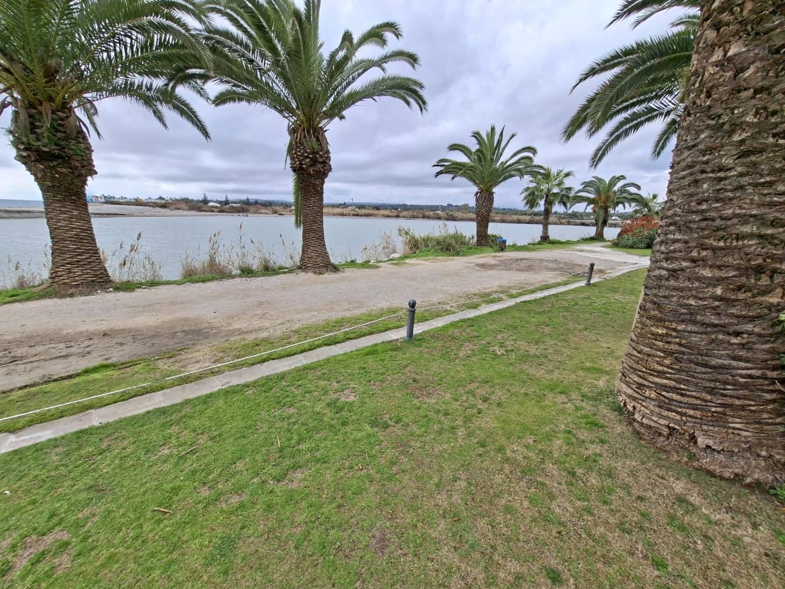 2 soveværelse Lejlighed til leje i Sotogrande med garage - € 2.300 (Ref: 9633925)