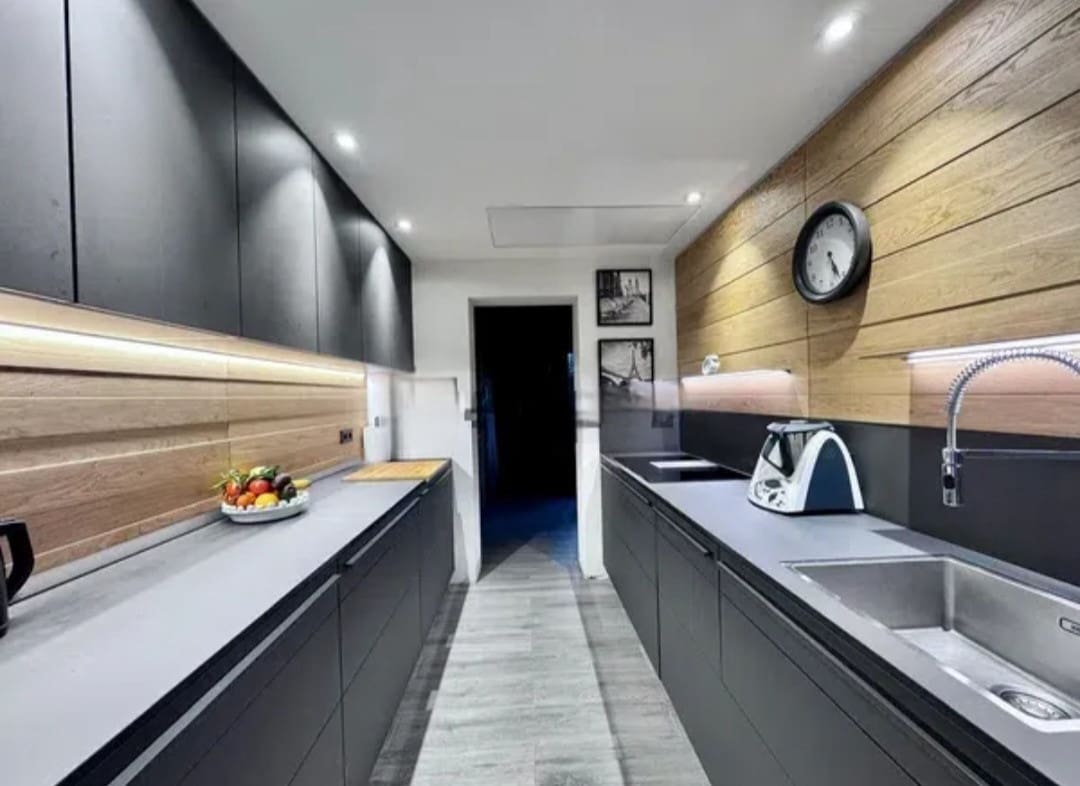 5 makuuhuone Huvila myytävänä paikassa Sotogrande mukana uima-altaan 
autotalli - 900 000 € (Ref: 9633926)