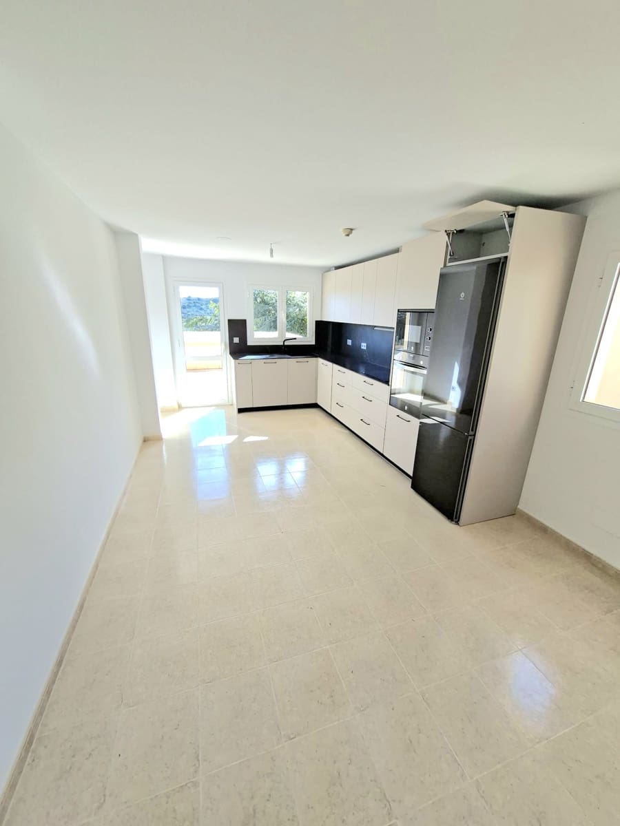 2 Zimmer Apartment zu verkaufen in Sotogrande mit Pool Garage - 400.000 € (Ref: 9647789)