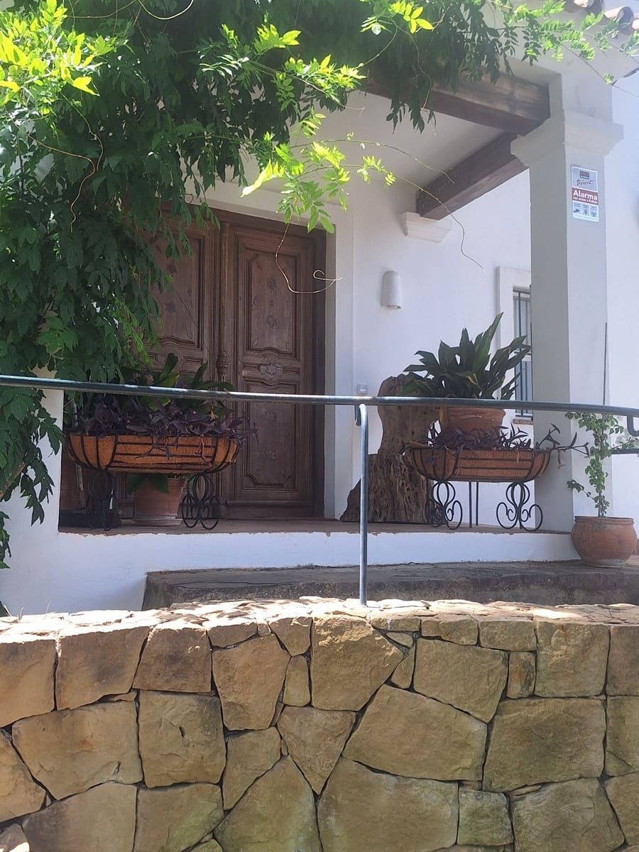 4 soverom Villa til salgs i Sotogrande med svømmebasseng - € 1 350 000 (Ref: 9755355)