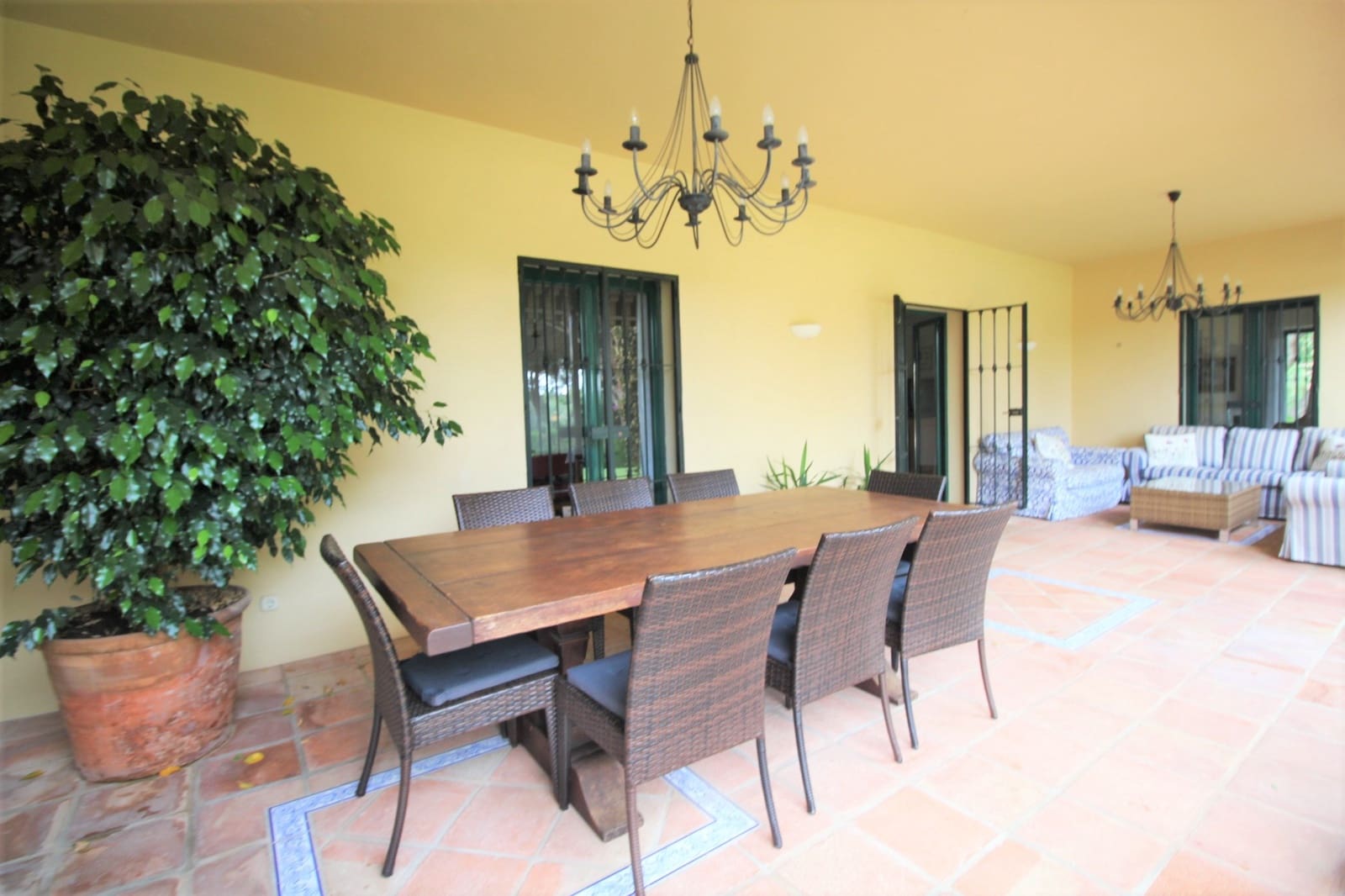 6 sypialnia Willa na sprzedaż w Sotogrande z basenem garażem - 1 795 000 € (Ref: 9770311)