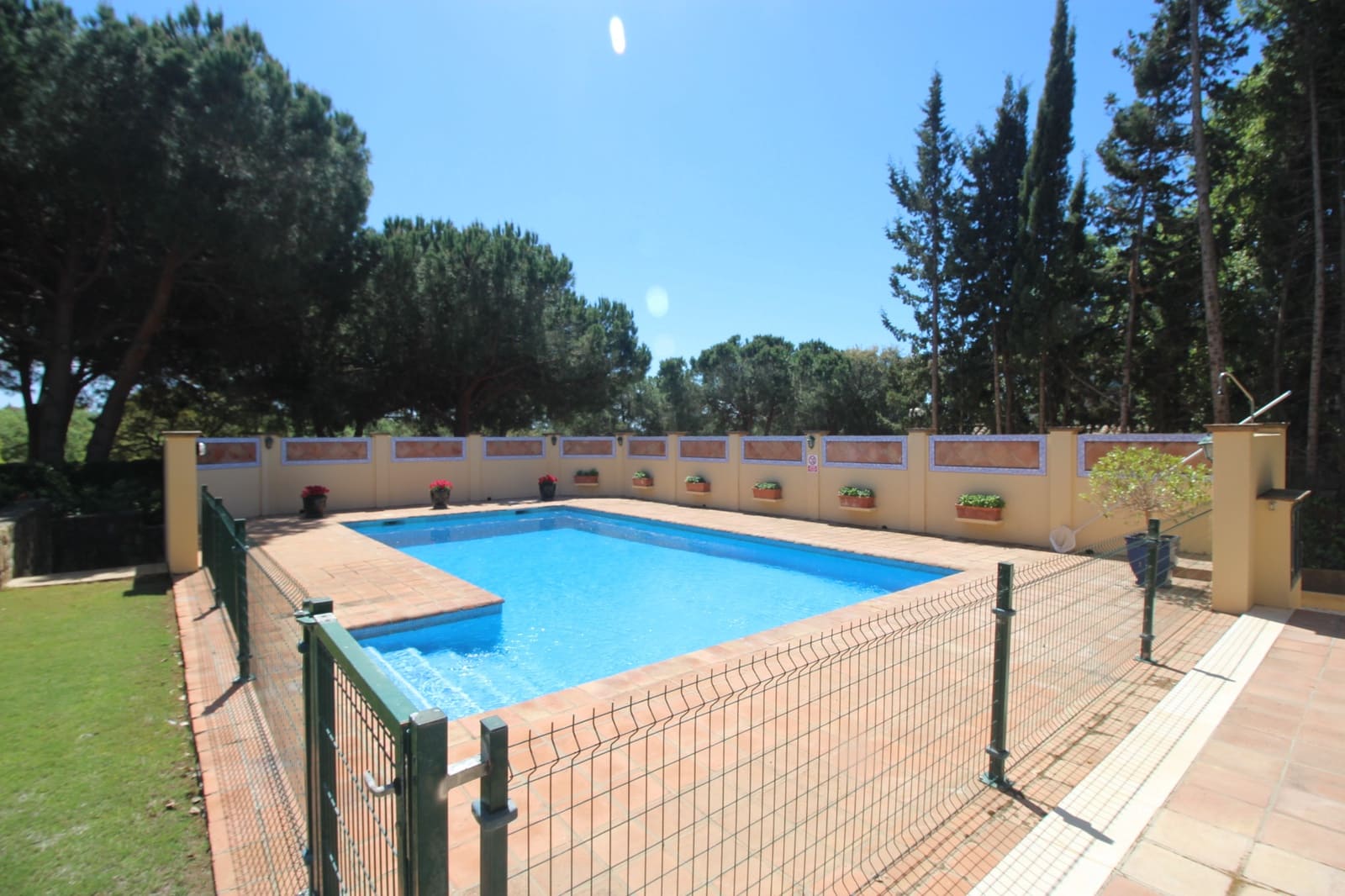 6 sypialnia Willa na sprzedaż w Sotogrande z basenem garażem - 1 795 000 € (Ref: 9770311)