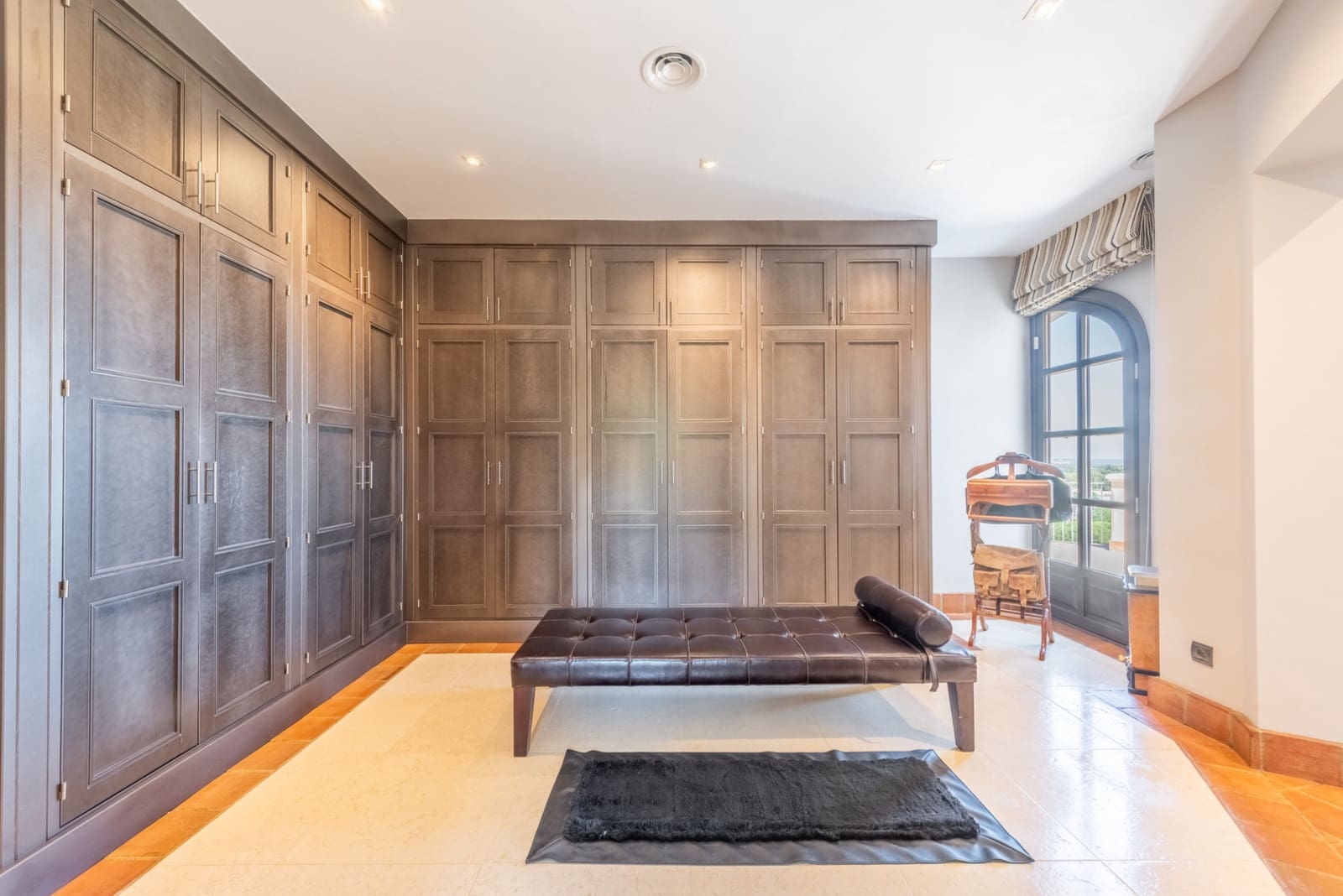 5 quarto Moradia para venda em San Roque com piscina garagem - 3 750 000 € (Ref: 9770312)