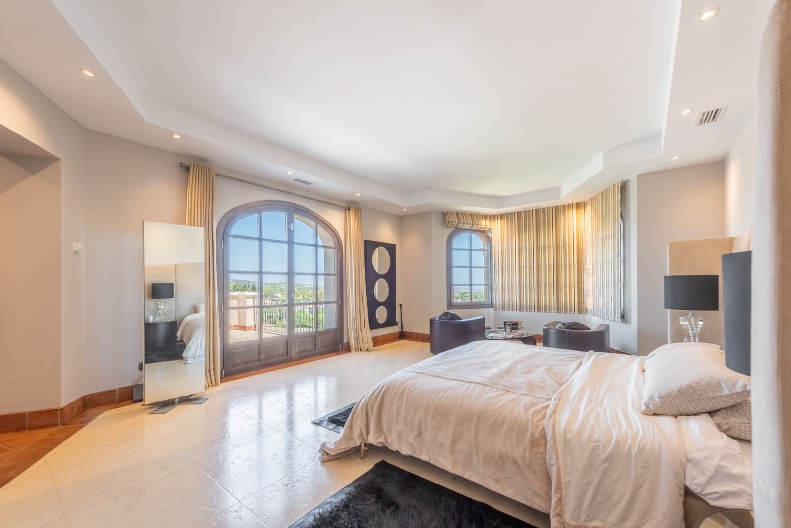 5 quarto Moradia para venda em San Roque com piscina garagem - 3 750 000 € (Ref: 9770312)