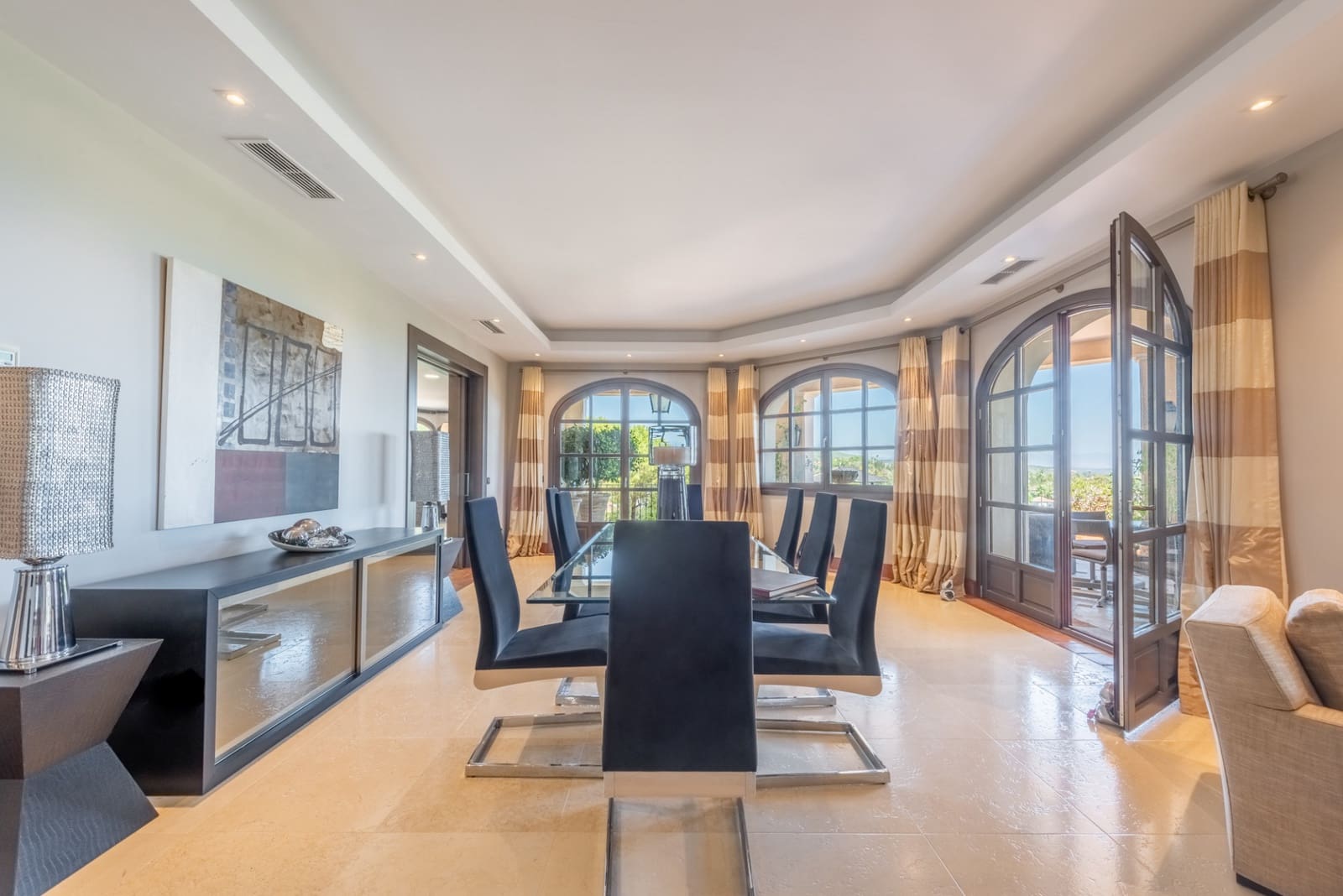 5 quarto Moradia para venda em San Roque com piscina garagem - 3 750 000 € (Ref: 9770312)