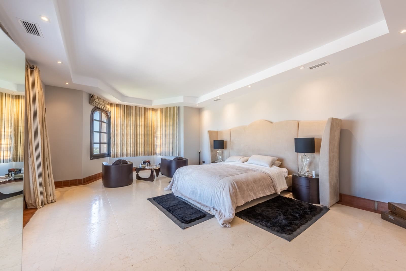 5 quarto Moradia para venda em San Roque com piscina garagem - 3 750 000 € (Ref: 9770312)