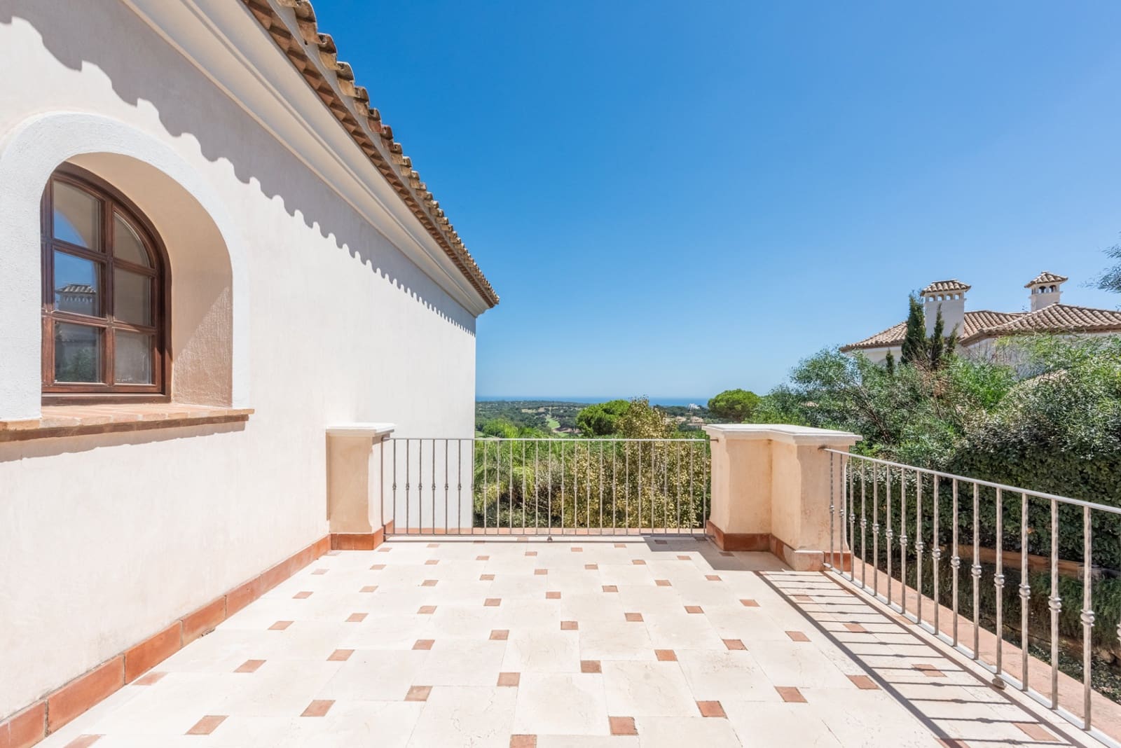 5 quarto Moradia para venda em San Roque com piscina garagem - 3 750 000 € (Ref: 9770312)