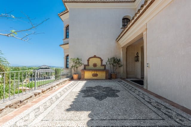 5 sovrum Villa till salu i Sotogrande Alto, San Roque med pool garage - 3 750 000 € (Ref: 9770312)