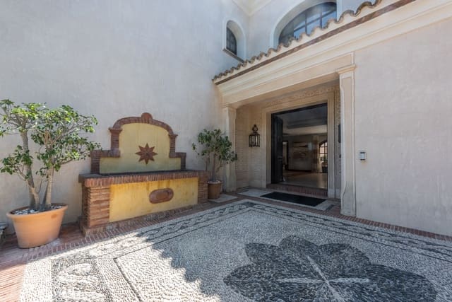 5 sovrum Villa till salu i Sotogrande Alto, San Roque med pool garage - 3 750 000 € (Ref: 9770312)