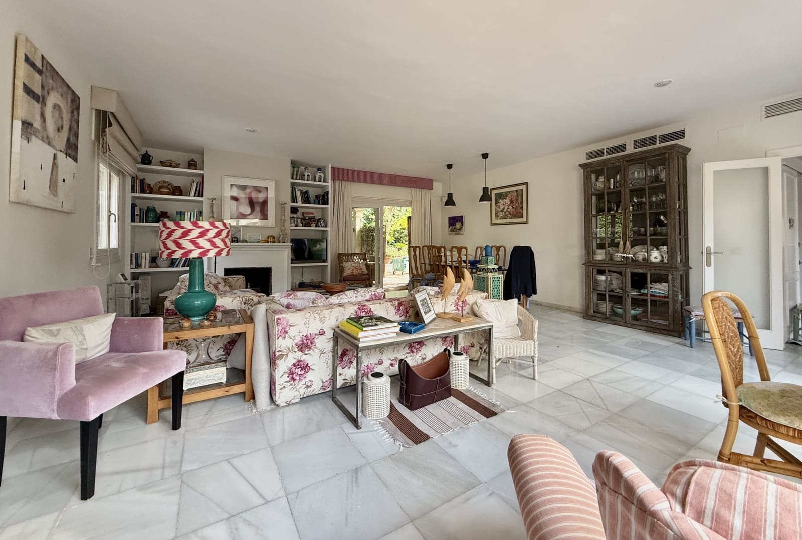 5 Zimmer Villa zu verkaufen in Sotogrande mit Pool Garage - 995.000 € (Ref: 9770313)