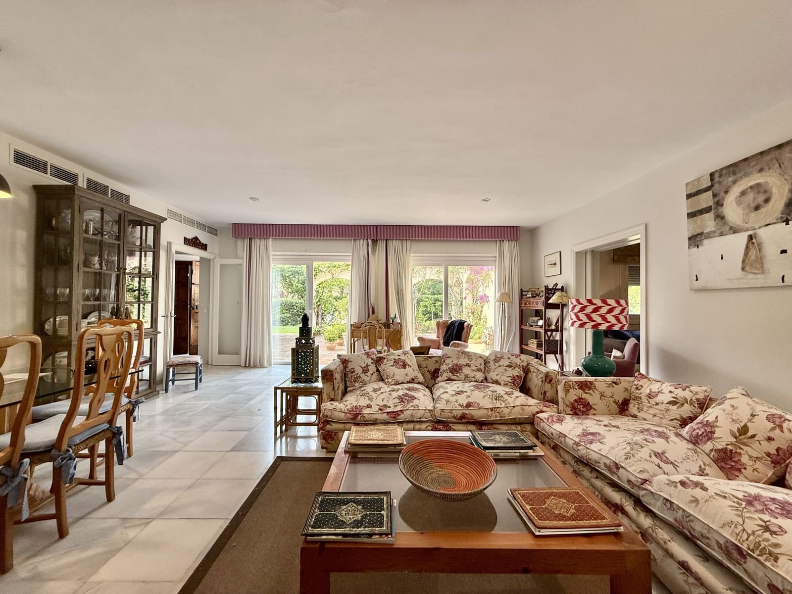 5 Zimmer Villa zu verkaufen in Sotogrande mit Pool Garage - 995.000 € (Ref: 9770313)