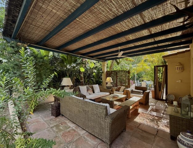 5 Zimmer Villa zu verkaufen in Sotogrande Alto, San Roque mit Pool Garage - 995.000 € (Ref: 9770313)