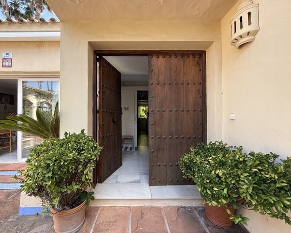 5 Zimmer Villa zu verkaufen in Sotogrande Alto, San Roque mit Pool Garage - 995.000 € (Ref: 9770313)