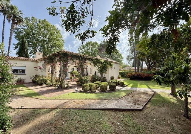 5 quarto Moradia para venda em Sotogrande Alto, San Roque com piscina garagem - 995 000 € (Ref: 9770313)