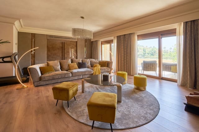 4 makuuhuone Kattohuoneisto myytävänä paikassa Sotogrande Alto, San Roque mukana 
autotalli - 1 750 000 € (Ref: 9866550)