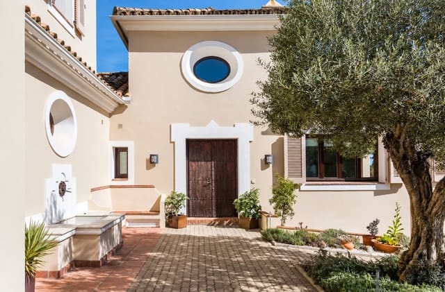5 chambre Villa/Maison à vendre à Sotogrande Alto, San Roque avec piscine - 2 290 000 € (Ref: 9875695)