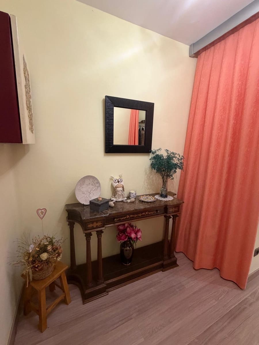 4 bedroom Flat for sale in Lleida city - € 185,000 (Ref: 10005728)