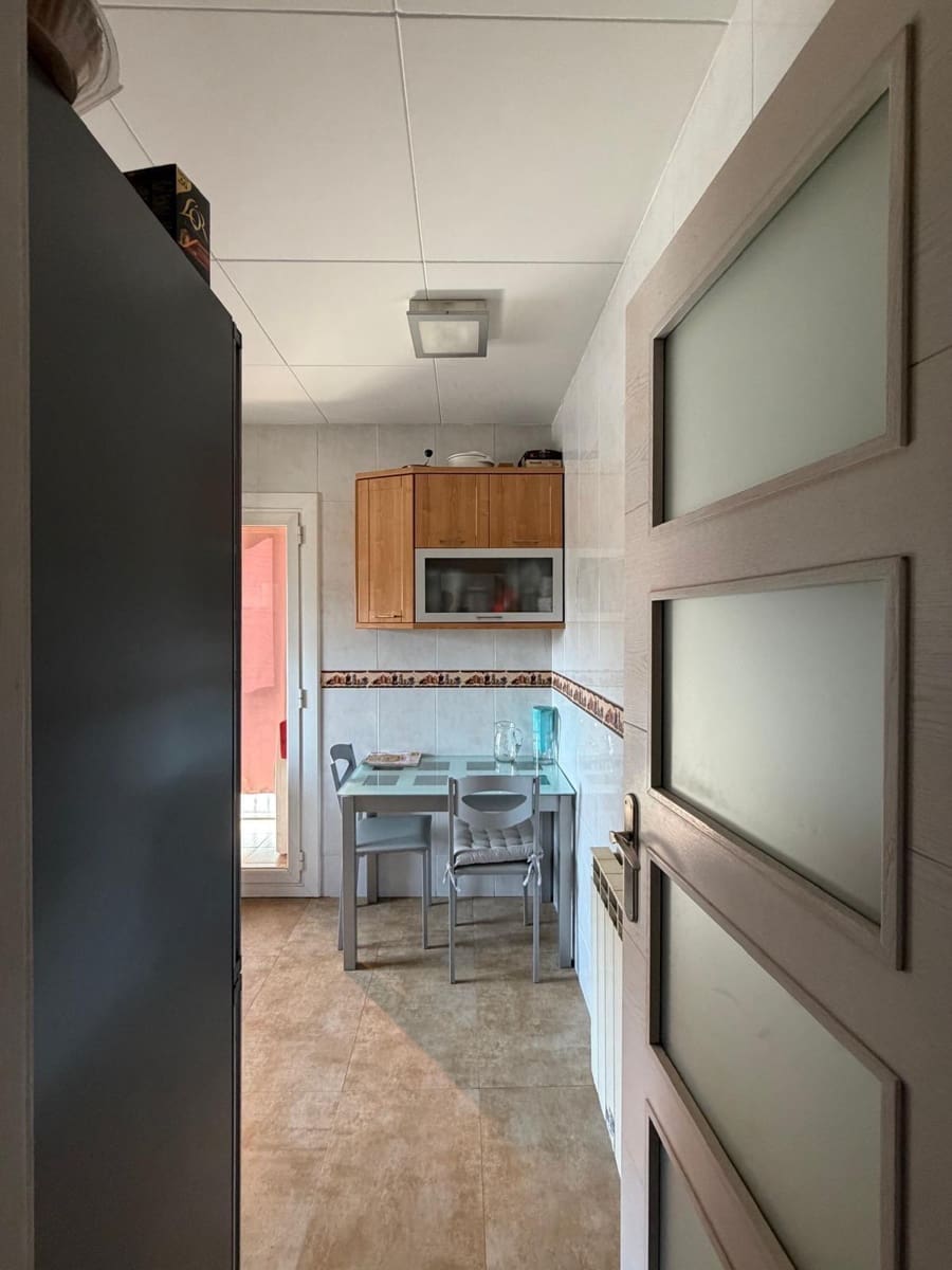 4 bedroom Flat for sale in Lleida city - € 185,000 (Ref: 10005728)