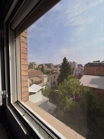 4 bedroom Flat for sale in Lleida city - € 185,000 (Ref: 10005728)