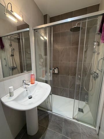4 bedroom Flat for sale in Lleida city - € 185,000 (Ref: 10005728)
