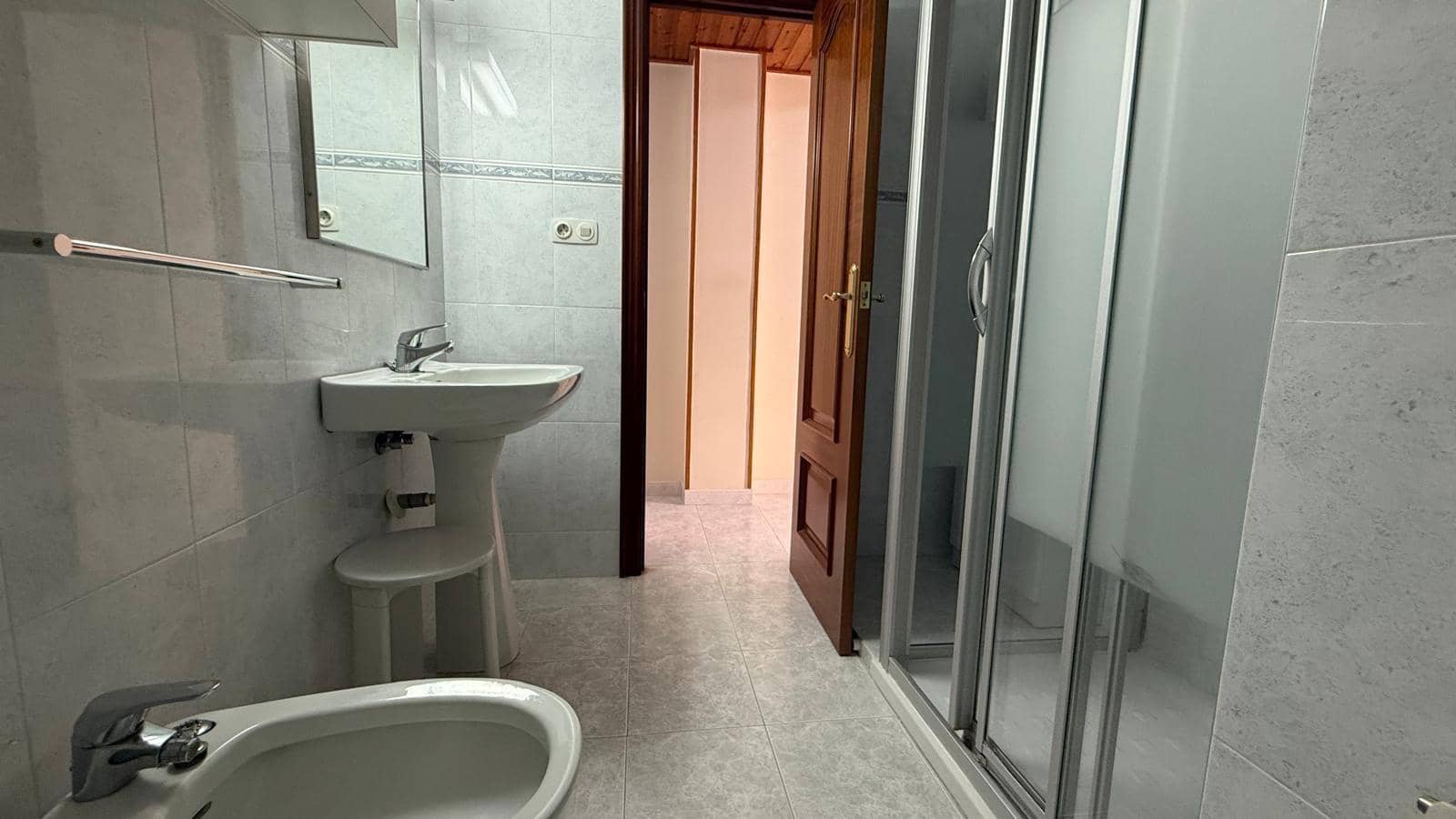 4 bedroom Flat for sale in Girona city - € 265,000 (Ref: 10009200)