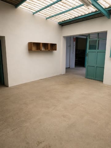 Commerciale in vendita in Cassà de la Selva - 150.000 € (Rif: 9829837)