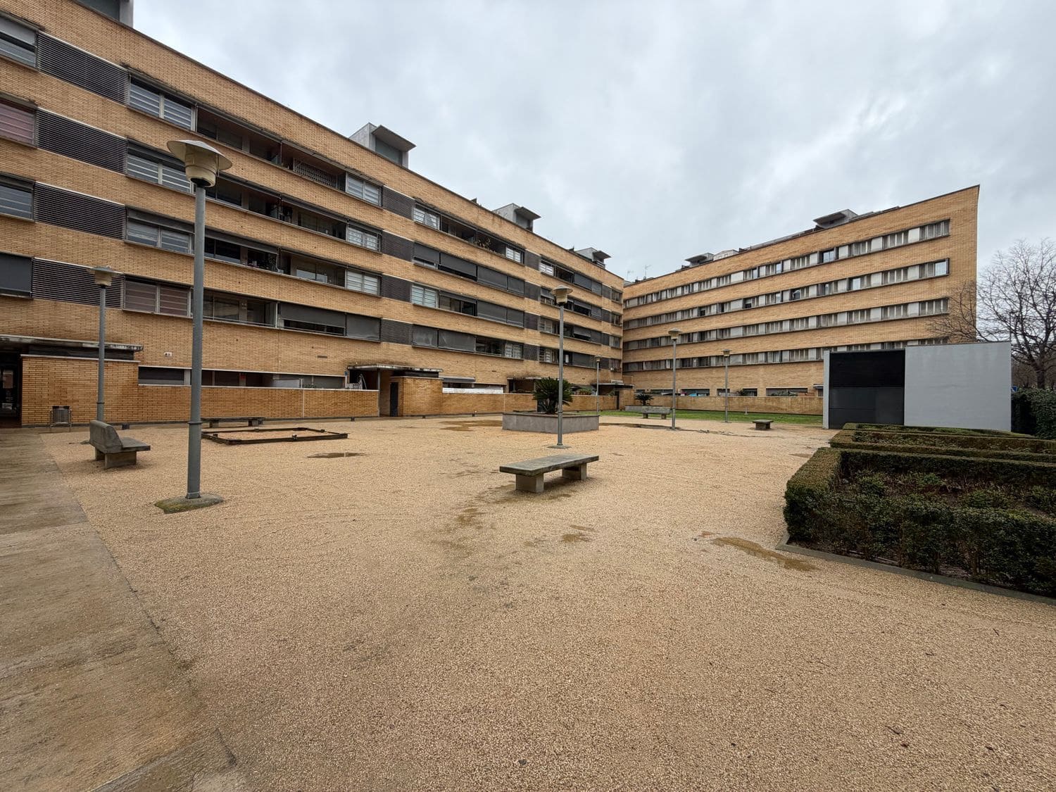 2 sypialnia Apartament na sprzedaż w Miasto Girona z basenem - 259 000 € (Ref: 9829838)