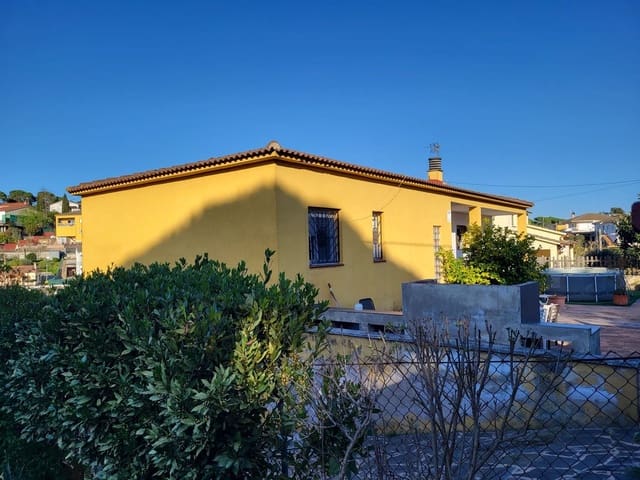 4 bedroom Townhouse for sale in Maçanet de la Selva - € 280,000 (Ref: 9829841)