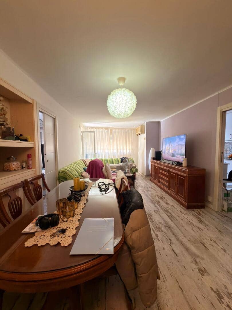 3 bedroom Apartment for sale in Lleida city - € 179,900 (Ref: 9829842)