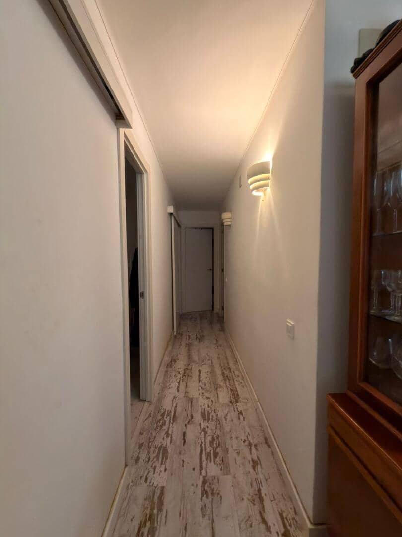 3 bedroom Apartment for sale in Lleida city - € 179,900 (Ref: 9829842)
