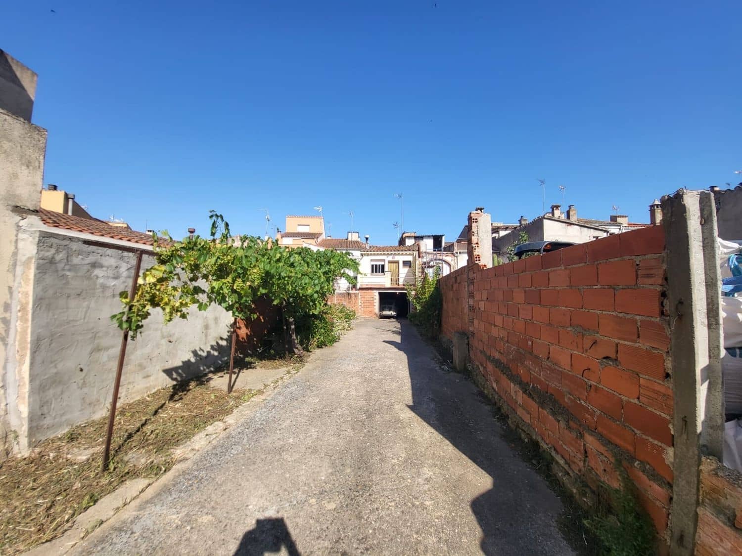 3 bedroom Townhouse for sale in Macanet de la Selva - € 175,000 (Ref: 9829843)