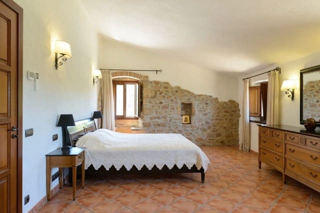 6 soverom Hus til salgs i Castell d'Aro, Castell-Platja d'Aro med svømmebasseng - € 2 250 000 (Ref: 9829844)