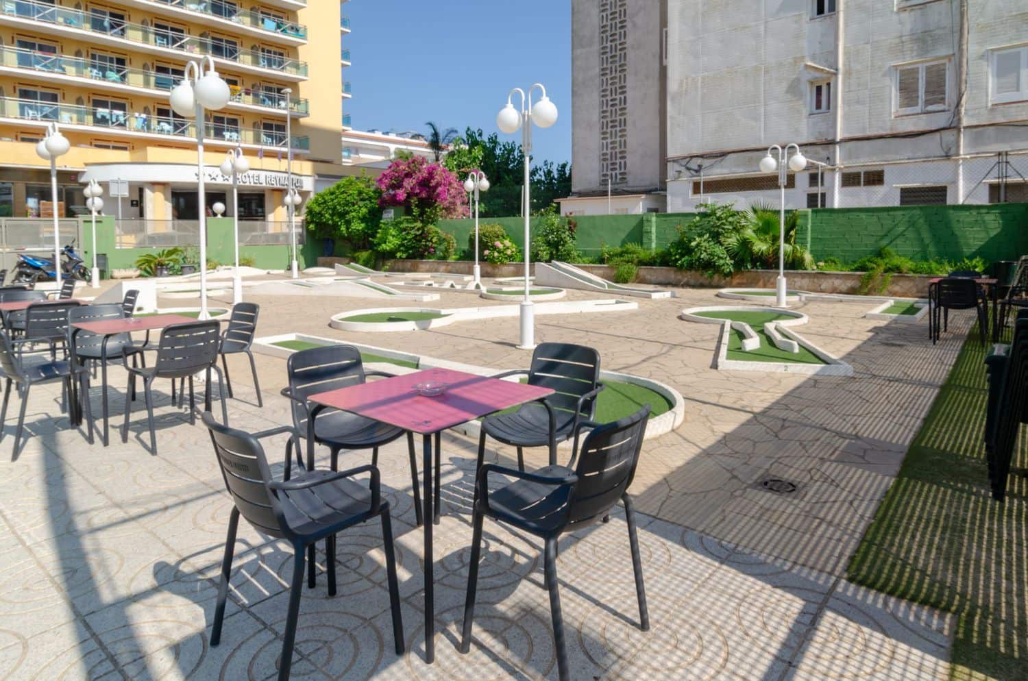 Apartment for sale in Malgrat de Mar - € 1,500,000 (Ref: 9829845)
